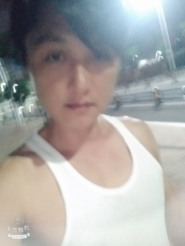 弟弟的第一张照片--香港蓝颜知己交友网