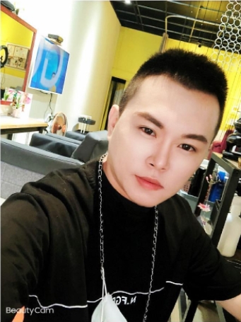 lucky的第一张照片--香港蓝颜知己交友网