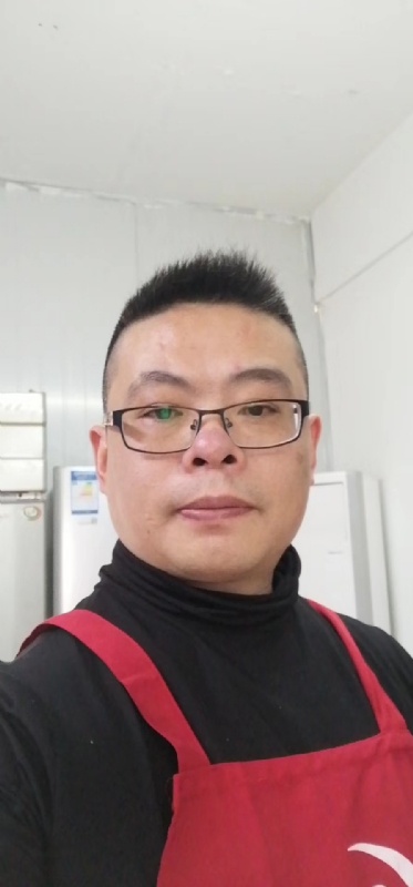 努力奋斗的第一张照片--香港蓝颜知己交友网